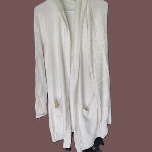 Cardigan Sweater white soft easy to wear comfortable stylish warm and trendy